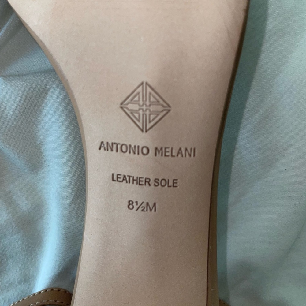 New/Lightly Worn Once. Size 8.5 But Fit Like A Si… - image 5